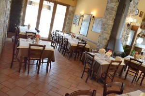 agriturismo casinetto serle - sala (12)